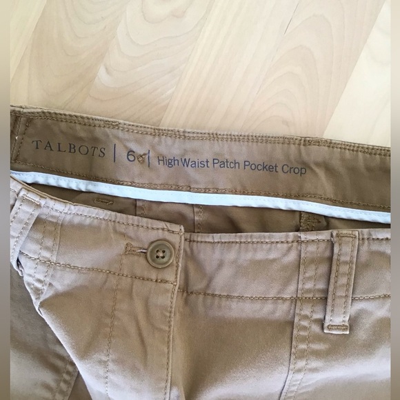 Straight Leg Crops - Picture 5 of 8